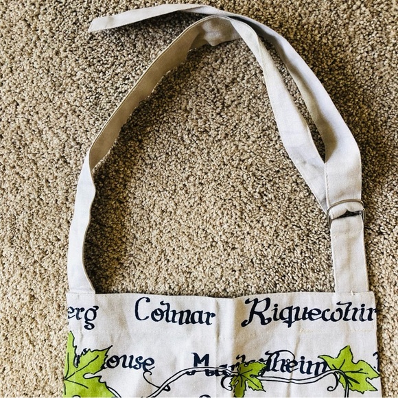 Collectors Apron “La Route des vins a’ Alsace” The Wine route of Alsace France - Picture 10 of 13